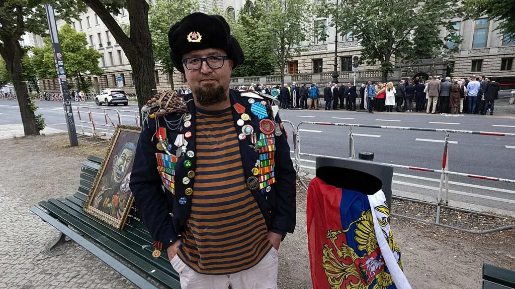 1920x1080_cmsv2_518f26db-1530-50f3-b774-622dd5dc4e19-9800666.jpg-1024x576 Russian Cartoonist Semyon Skrepetsky Shot Dead in the Street in Poland